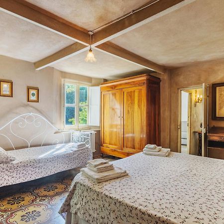 Agriturismo Di Charme E Ristorante Stallato Il Filo Di Paglia Carro Exteriör bild