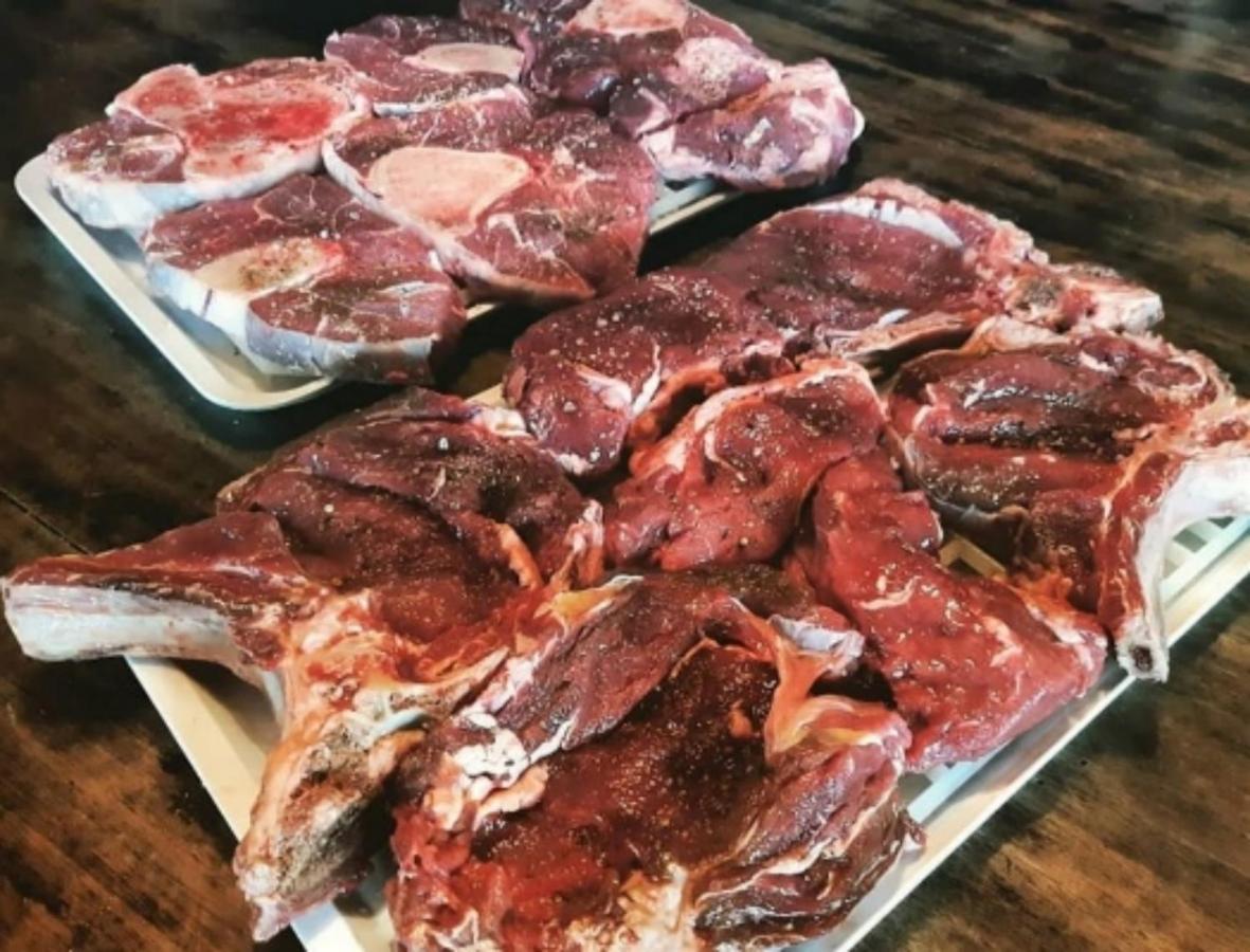 Agriturismo Di Charme E Ristorante Stallato Il Filo Di Paglia Carro Exteriör bild