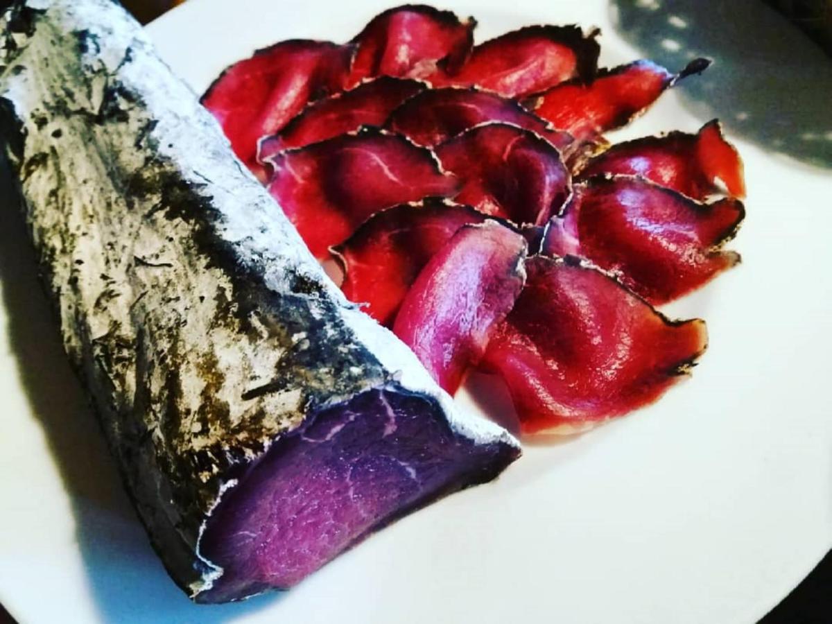 Agriturismo Di Charme E Ristorante Stallato Il Filo Di Paglia Carro Exteriör bild