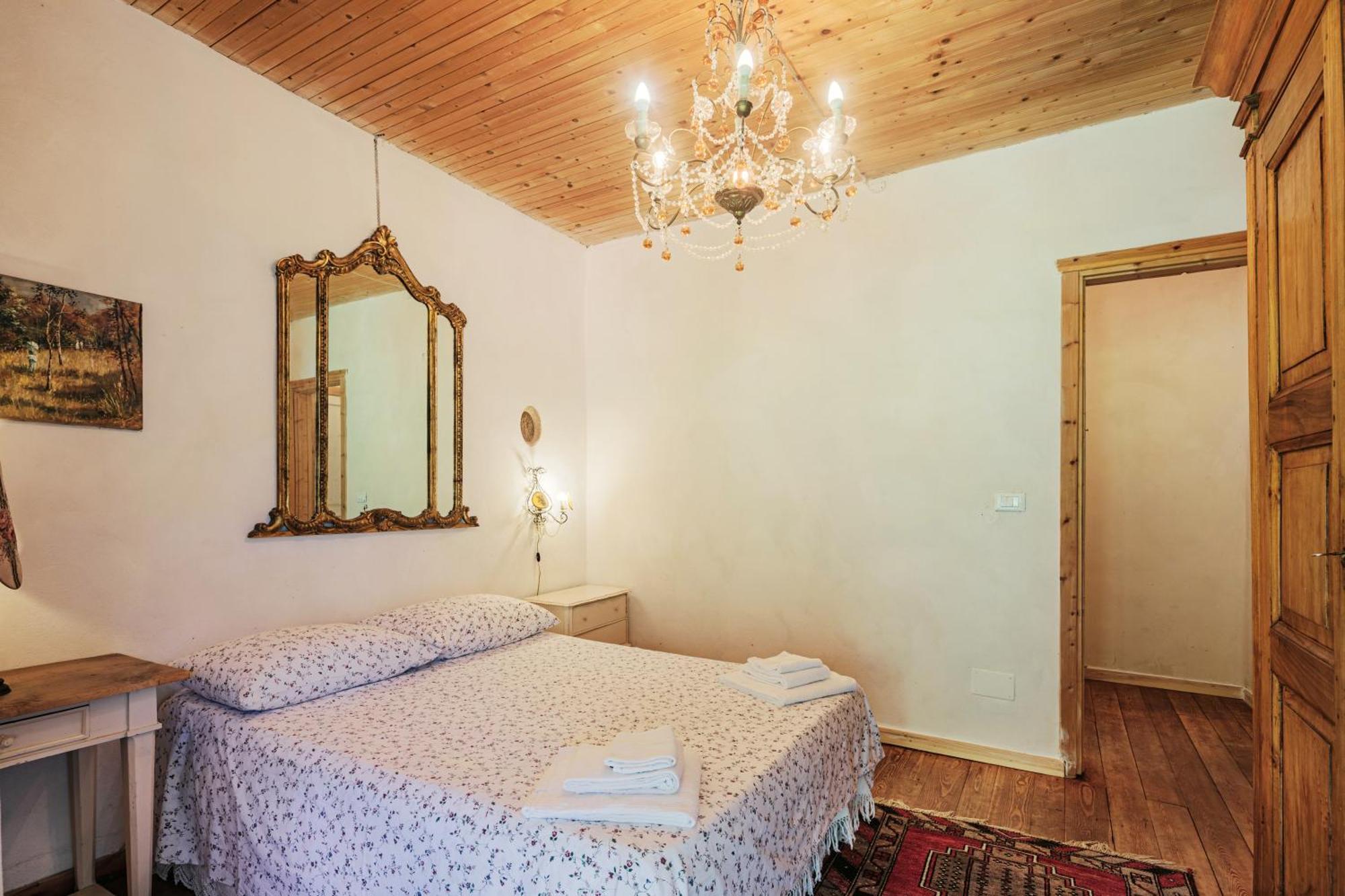 Agriturismo Di Charme E Ristorante Stallato Il Filo Di Paglia Carro Exteriör bild