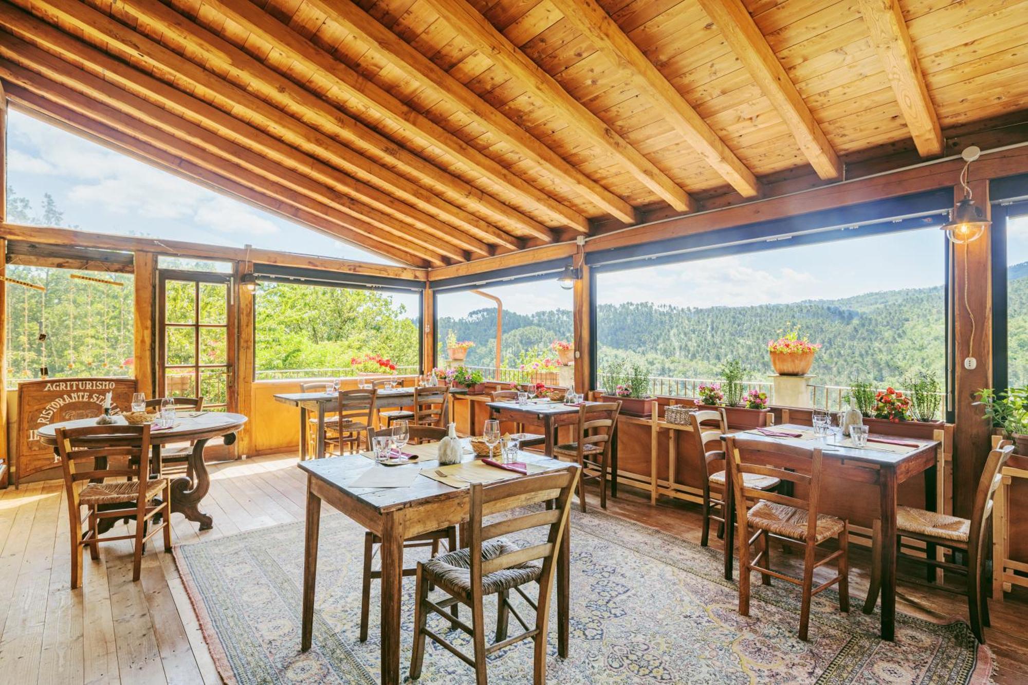 Agriturismo Di Charme E Ristorante Stallato Il Filo Di Paglia Carro Exteriör bild