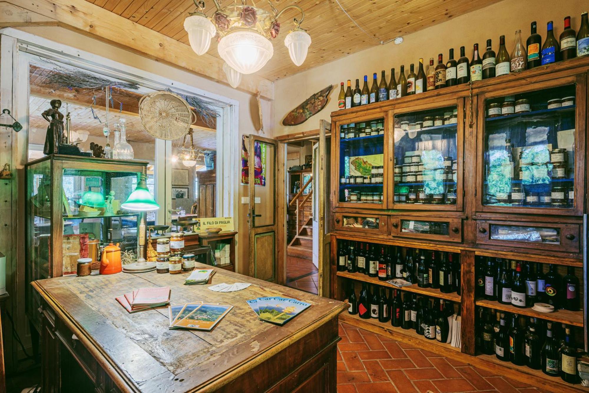 Agriturismo Di Charme E Ristorante Stallato Il Filo Di Paglia Carro Exteriör bild